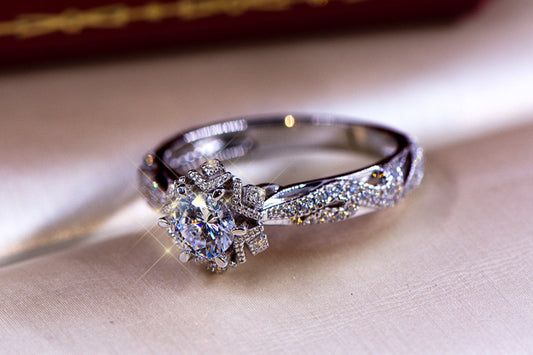 #404 Beautiful ring